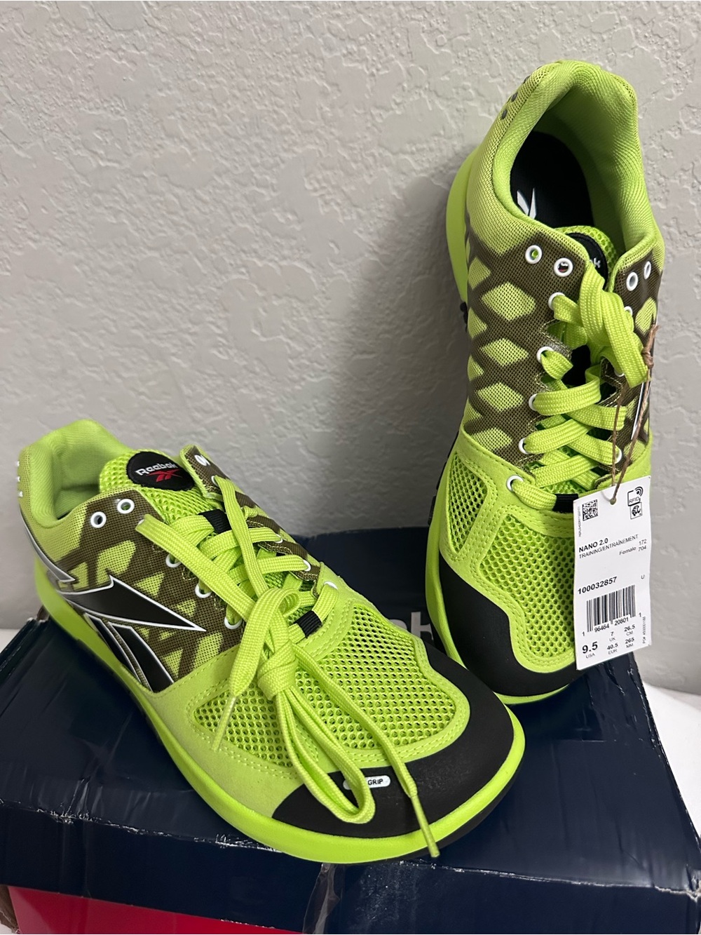 Reebok Women’s Nano 2 Shoes Size 9.5 Laser Lime/Black/White NIB